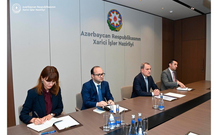 Ceyhun Bayramov Koreyanın yeni səfirini Ermənistan konstitusiyasında Azərbaycana qarşı ərazi iddiaları barədə məlumatlandırıb