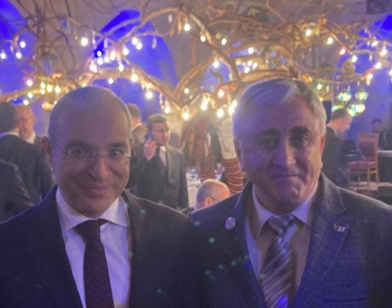 Elxanan Raziel – Strateji Körpü, Lider və Beynəlxalq  Jurnalist