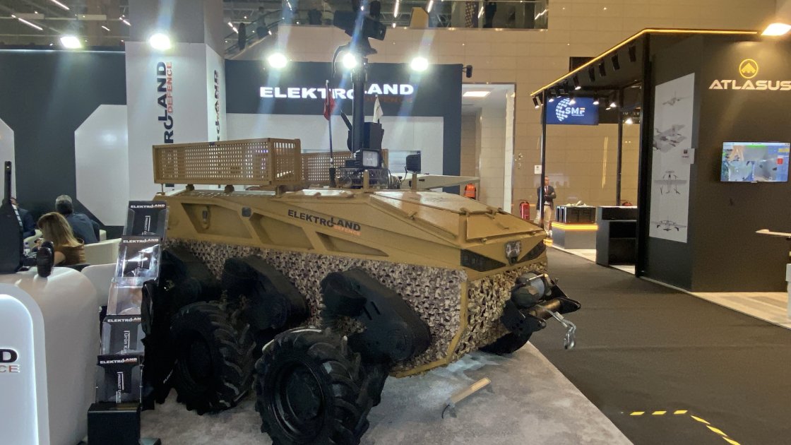 IDEF 2025-də Türkiyə istehsalı qabaqcıl müdafiə sənayesi məhsulları nümayiş etdirilir