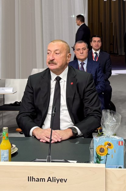 Prezident İlham Əliyev “Avropa Siyasi Birliyi”nin 7-ci Zirvə toplantısının açılış plenar sessiyasında iştirak edib