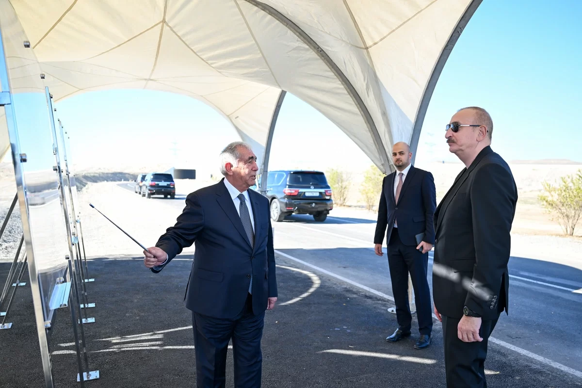 Prezident Cəbrayılda "Şəfəq" Günəş Elektrik Stansiyasına gedən avtomobil yolunun açılışında iştirak edib