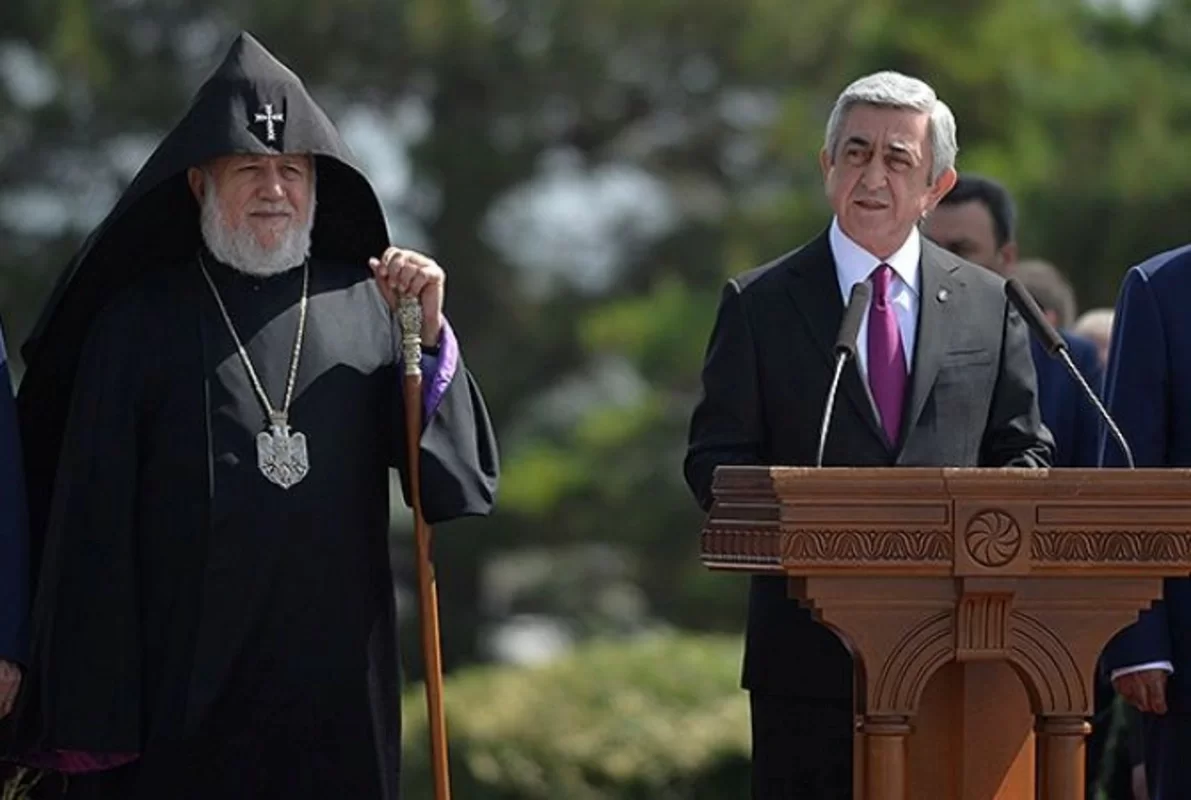 Ermənistanda ARA QARIŞDI: Xocalı qatili "SAVAŞ MESAJI" verdi