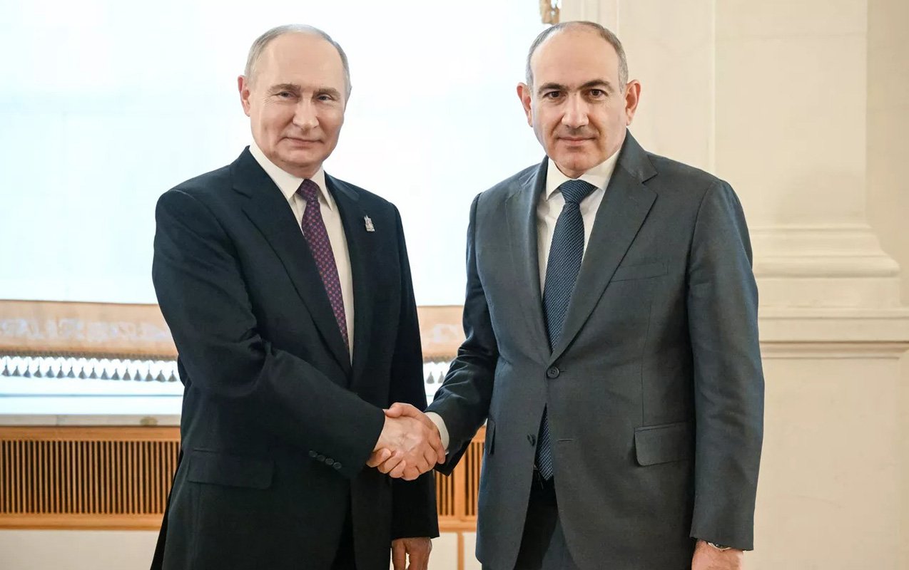 Putin Paşinyanla görüşəcək