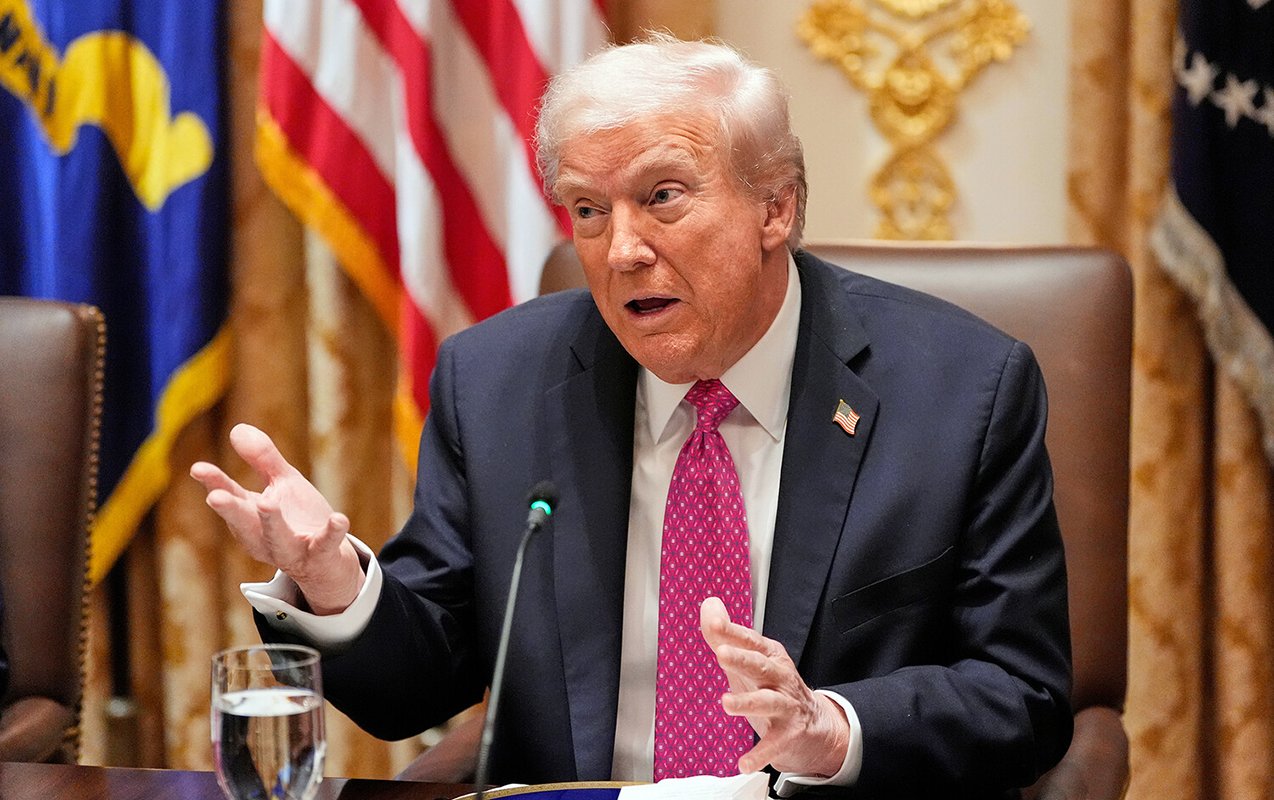 Tramp bəyanatla çıxış edəcək