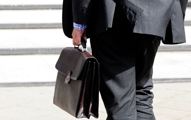 Qanunsuz çıxarılan 71 nəfər əvvəlki işinə bərpa etdirildi