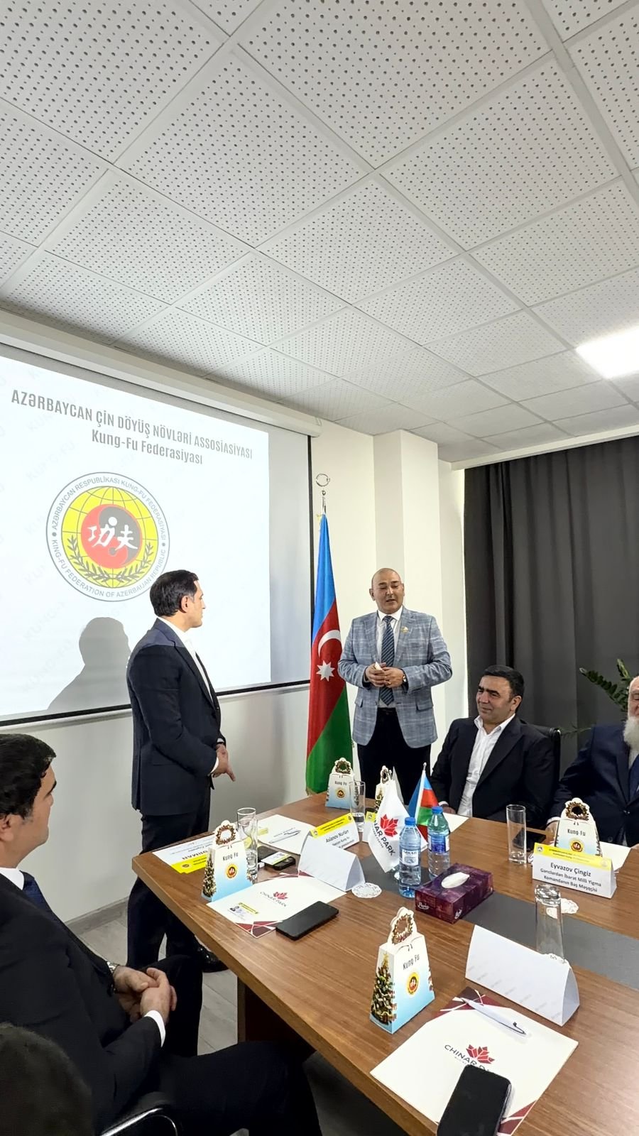 Dərin tərif və böyük təşəkkür