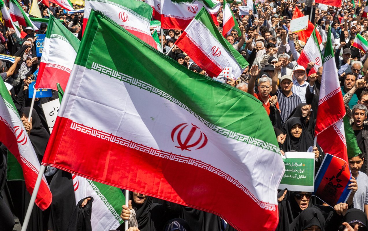 Pezeşkianın çağırışından sonra küçələrə axışdılar