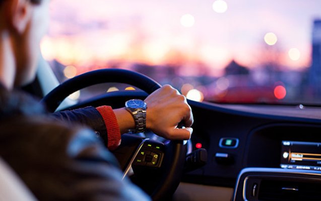 Qadını maşınla vurub öldürən sürücü qaçdı