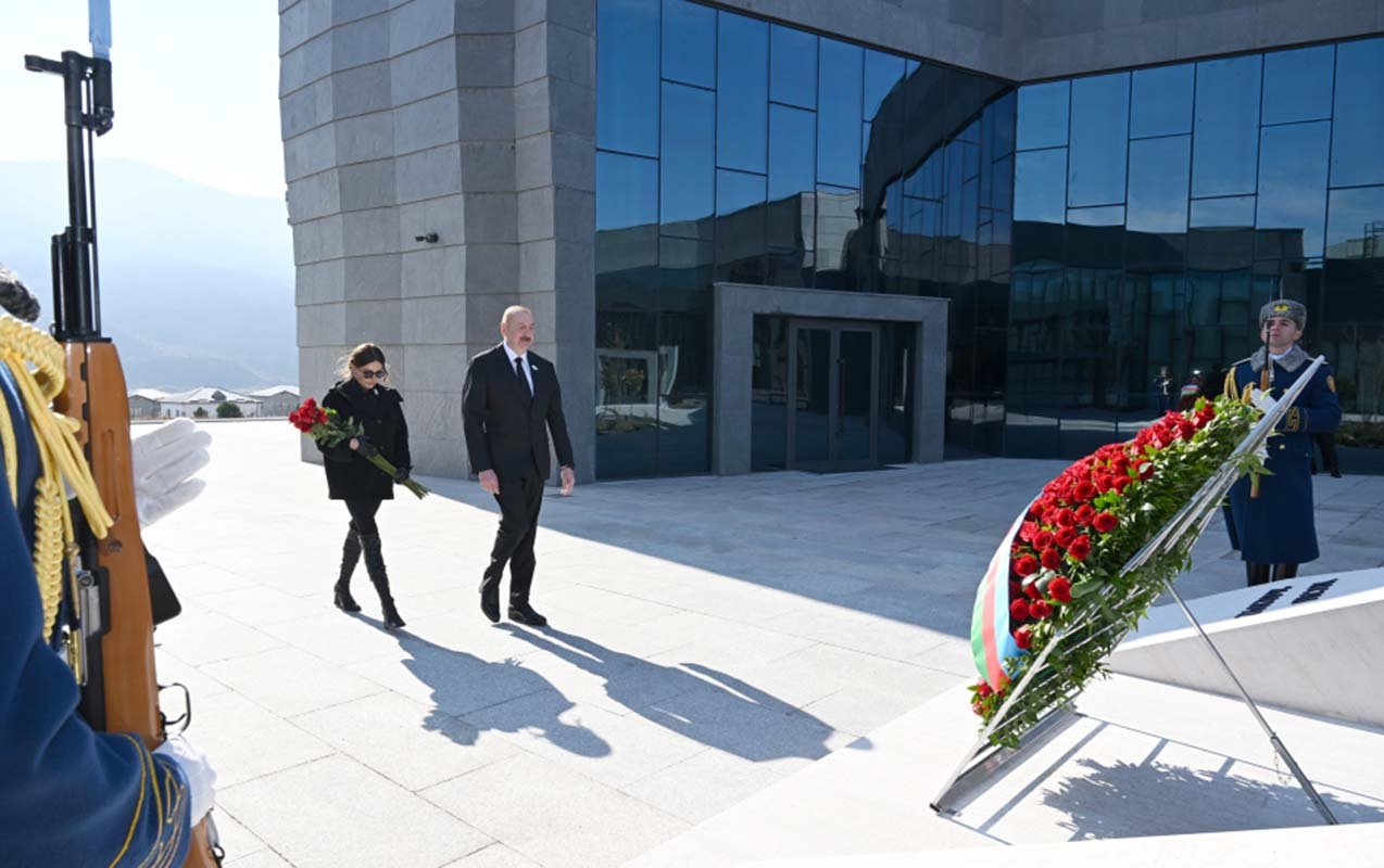 Prezidentin sosial şəbəkə hesablarında Xocalı Soyqırımı Memorialının açılışında iştirakı ilə bağlı paylaşım edilib - Video