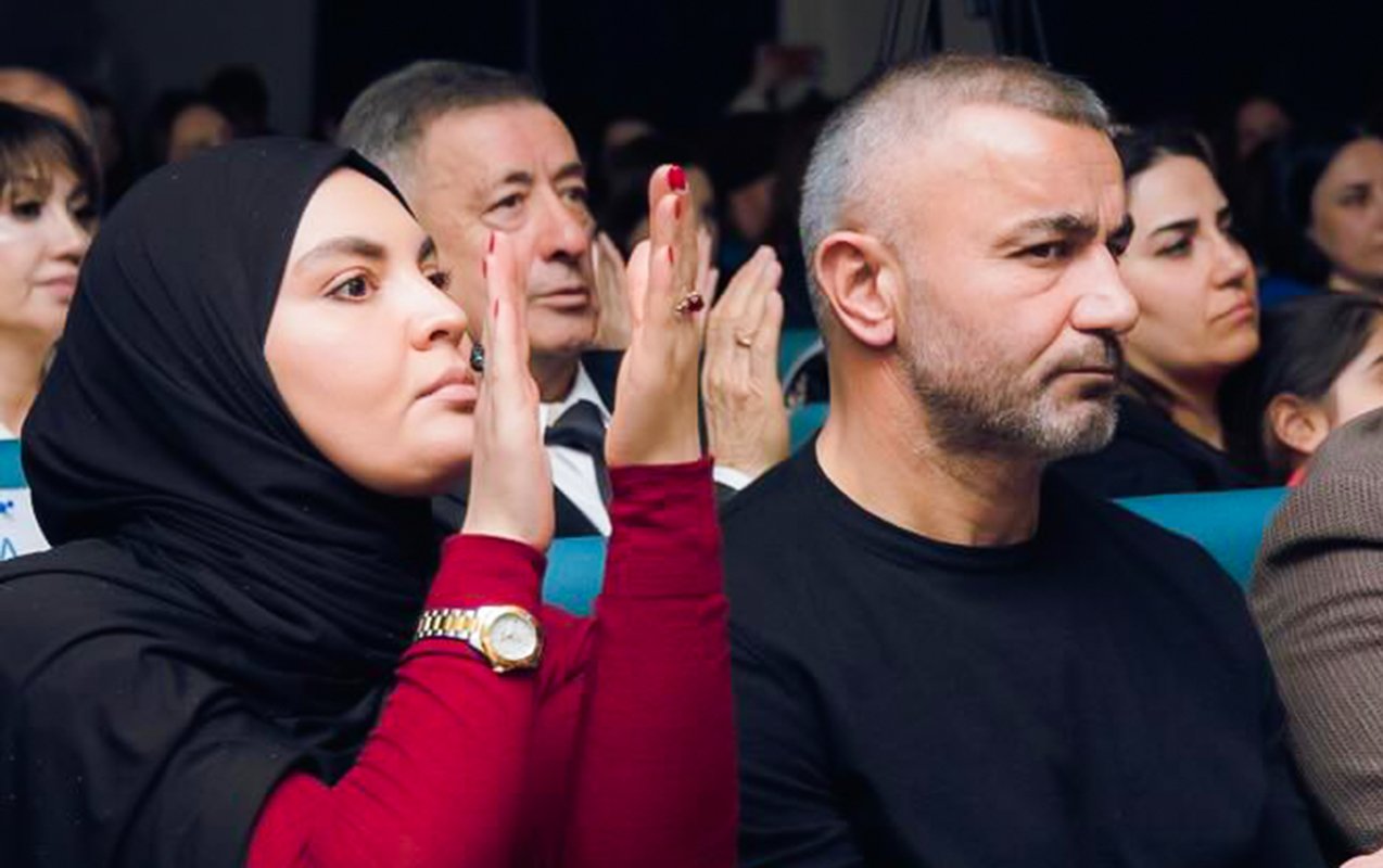 Qurban Qurbanov xanımı ilə tədbirdə - Foto