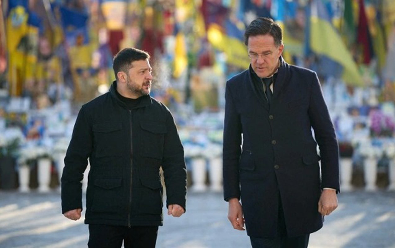 Mark Rutte Kiyevdə Zelenski ilə görüşdü