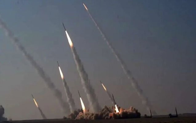 İran İsrailə qarşı raket hücumlarına başladı